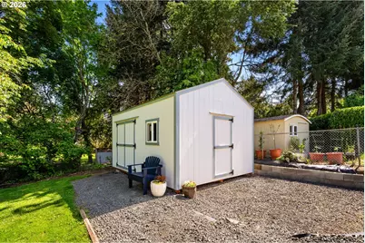 9815 SW Omara St, Tigard, OR 97223 - Photo 43