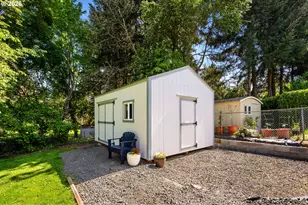 9815 SW Omara St, Tigard, OR 97223 - Photo 43