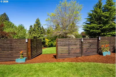 9815 SW Omara St, Tigard, OR 97223 - Photo 45