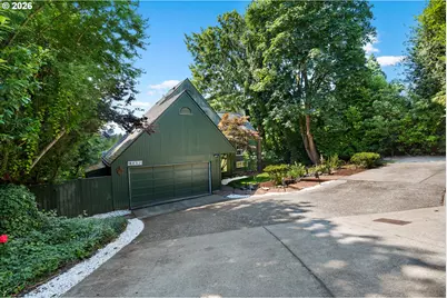 8957 SW Terwilliger Blvd, Portland, OR 97219 - Photo 43