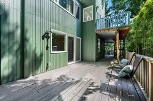 8957 SW Terwilliger Blvd, Portland, OR 97219 - Photo 29