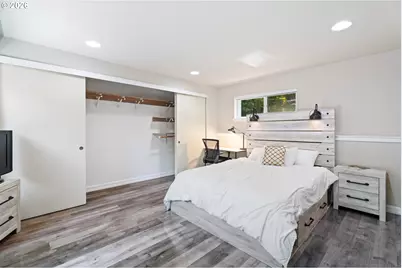 8957 SW Terwilliger Blvd, Portland, OR 97219 - Photo 21