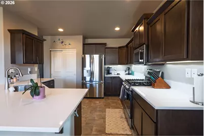 2833 Essex Ave, Albany, OR 97321 - Photo 3