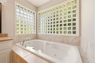 5807 Ridgetop Ct, Lake Oswego, OR 97035 - Photo 27