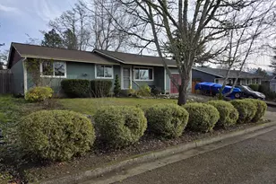 191 Ryland Dr, Roseburg, OR 97471 - Photo 1