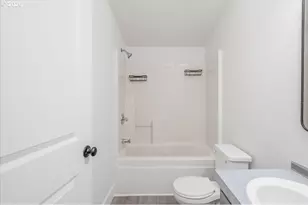 2154 Oregon St, Saint Helens, OR 97051 - Photo 11