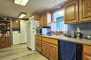 15961 Bayview Dr, Brookings, OR 97415 - Photo 11