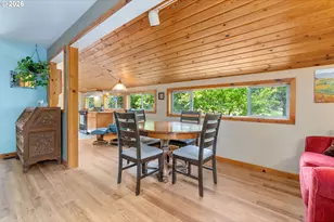 51 Columbia Ave, Underwood, WA 98651 - Photo 9