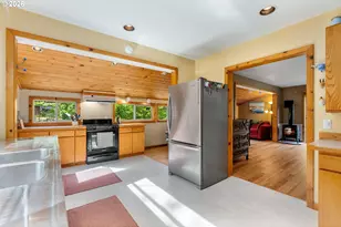 51 Columbia Ave, Underwood, WA 98651 - Photo 11