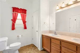 176 Othello Ave, Roseburg, OR 97471 - Photo 17