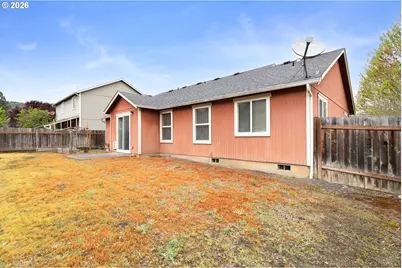 176 Othello Ave, Roseburg, OR 97471 - Photo 29