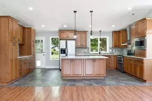 2031 SW Oleander St, McMinnville, OR 97128 - Photo 9