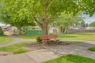 2031 SW Oleander St, McMinnville, OR 97128 - Photo 31
