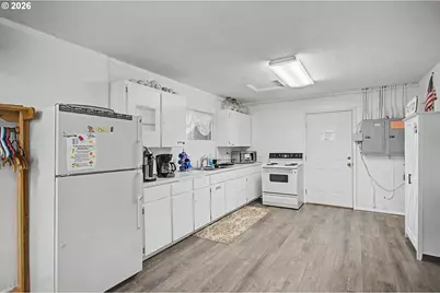 1965 Westside Hwy #27, Kelso, WA 98626 - Photo 43