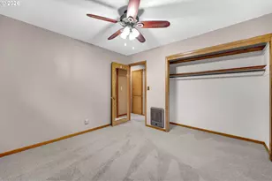 325 7th St, Washougal, WA 98671 - Photo 17