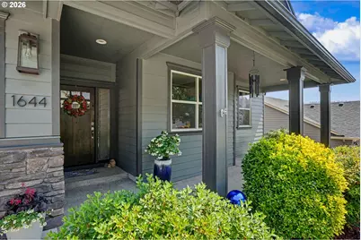 1644 Centennial Dr, Silverton, OR 97381 - Photo 3