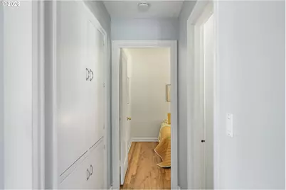 9251 SE Salmon St, Portland, OR 97216 - Photo 21
