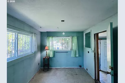 8110 N Dana Ave, Portland, OR 97203 - Photo 7