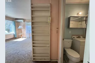 8110 N Dana Ave, Portland, OR 97203 - Photo 27