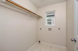 1277 NE Kinney St, Hillsboro, OR 97124 - Photo 15
