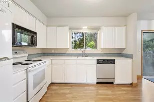 2855 SW 118th Ave, Beaverton, OR 97005 - Photo 9