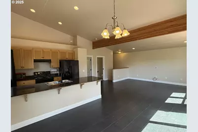 2389 Brooklyn Dr, Coos Bay, OR 97420 - Photo 15