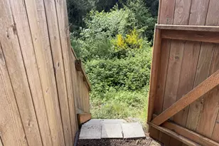 2389 Brooklyn Dr, Coos Bay, OR 97420 - Photo 27