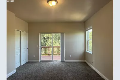 2389 Brooklyn Dr, Coos Bay, OR 97420 - Photo 7
