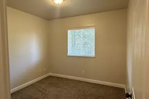 2389 Brooklyn Dr, Coos Bay, OR 97420 - Photo 9