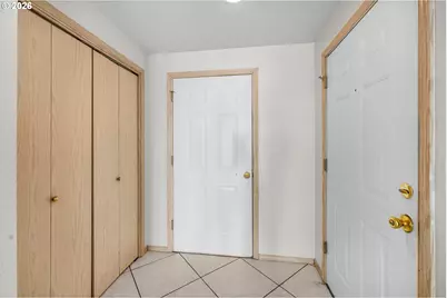 5301 Plomondon St #A6, Vancouver, WA 98661 - Photo 3