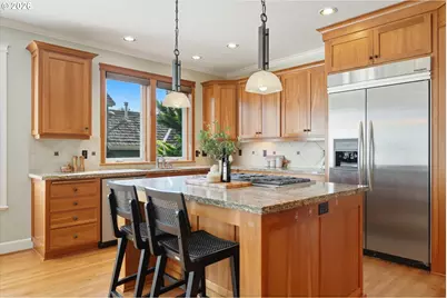 32120 SW Willamette Way E, Wilsonville, OR 97070 - Photo 21