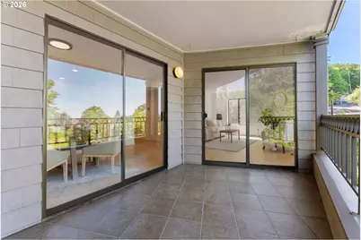 1320 SW Hall St #202, Portland, OR 97201 - Photo 23