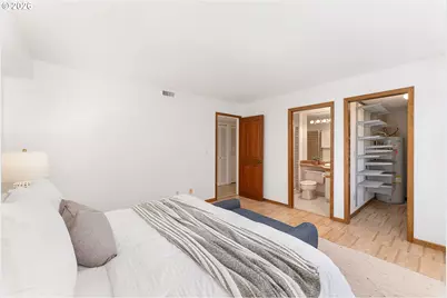 1320 SW Hall St #202, Portland, OR 97201 - Photo 17