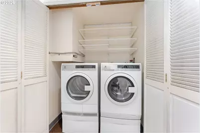 1320 SW Hall St #202, Portland, OR 97201 - Photo 21