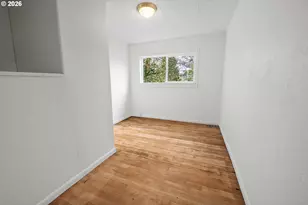 886 Florence Ave, Astoria, OR 97103 - Photo 15