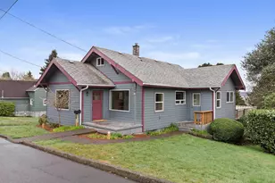 886 Florence Ave, Astoria, OR 97103 - Photo 31