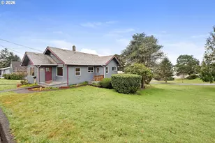 886 Florence Ave, Astoria, OR 97103 - Photo 33