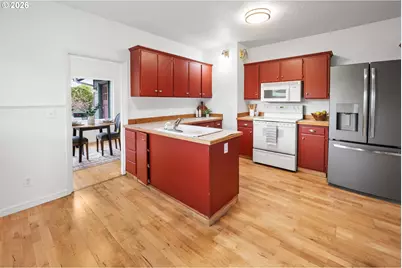 886 Florence Ave, Astoria, OR 97103 - Photo 11