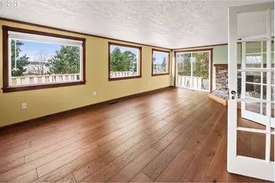 886 Florence Ave, Astoria, OR 97103 - Photo 19