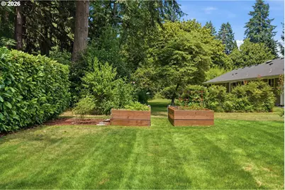 18833 SE River Rd, Milwaukie, OR 97267 - Photo 23