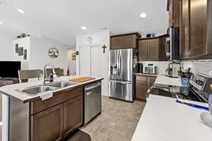 4 Gregory St, Milton-Freewater, OR 97862 - Photo 15