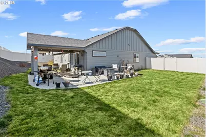 4 Gregory St, Milton-Freewater, OR 97862 - Photo 35