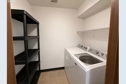 7661 N Vancouver Ave, Portland, OR 97217 - Photo 5