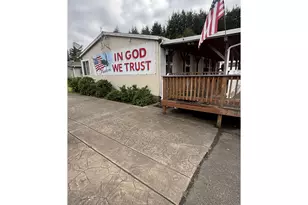 1110 N 8th St, Lakeside, OR 97449 - Photo 3