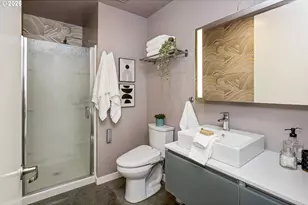4262 SE Belmont St, Portland, OR 97215 - Photo 31