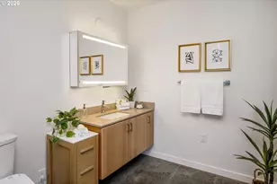4262 SE Belmont St, Portland, OR 97215 - Photo 25