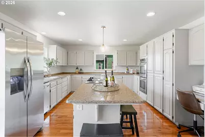 2395 88th Ave NE, Salem, OR 97305 - Photo 17