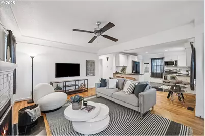 6443 NE 33rd Ave #A, Portland, OR 97211 - Photo 9