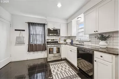 6443 NE 33rd Ave #A, Portland, OR 97211 - Photo 15