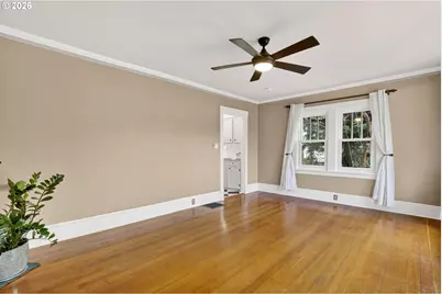 1506 SW Spring Garden St, Portland, OR 97219 - Photo 7